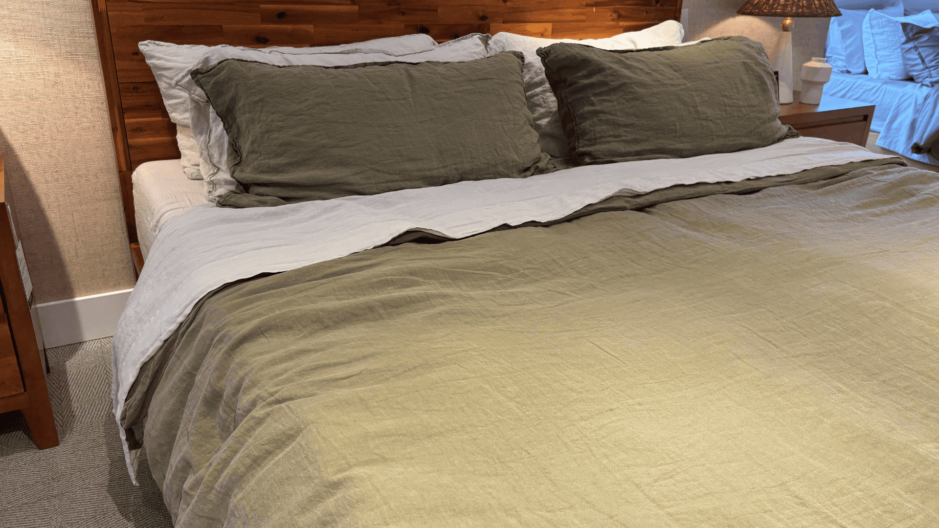 Silk & Snow Flax Linen Bed Sheets